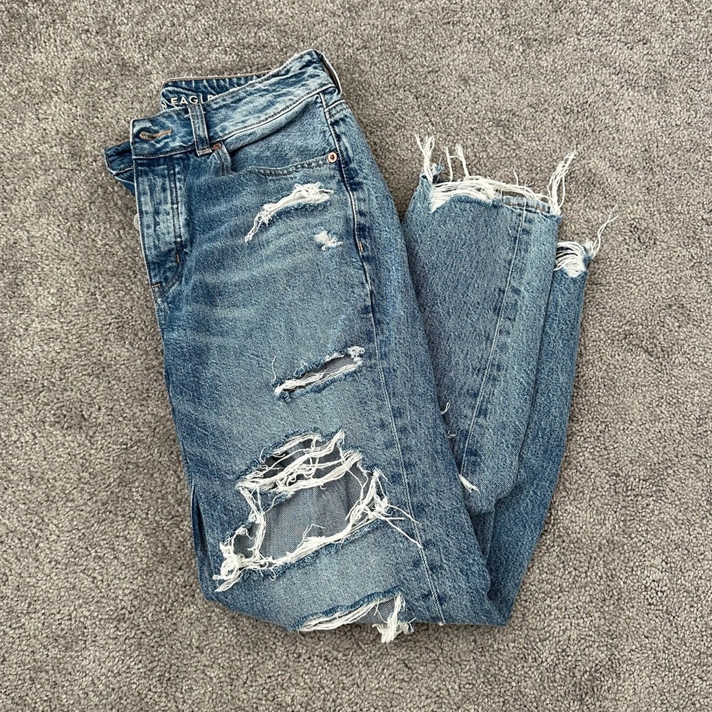 AE Tomgirl Jeans